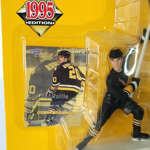 1995 Luc Robitaille Pittsburgh Penguins Starting Lineup SLU NHL Figure and Card - Picture 3 of 5